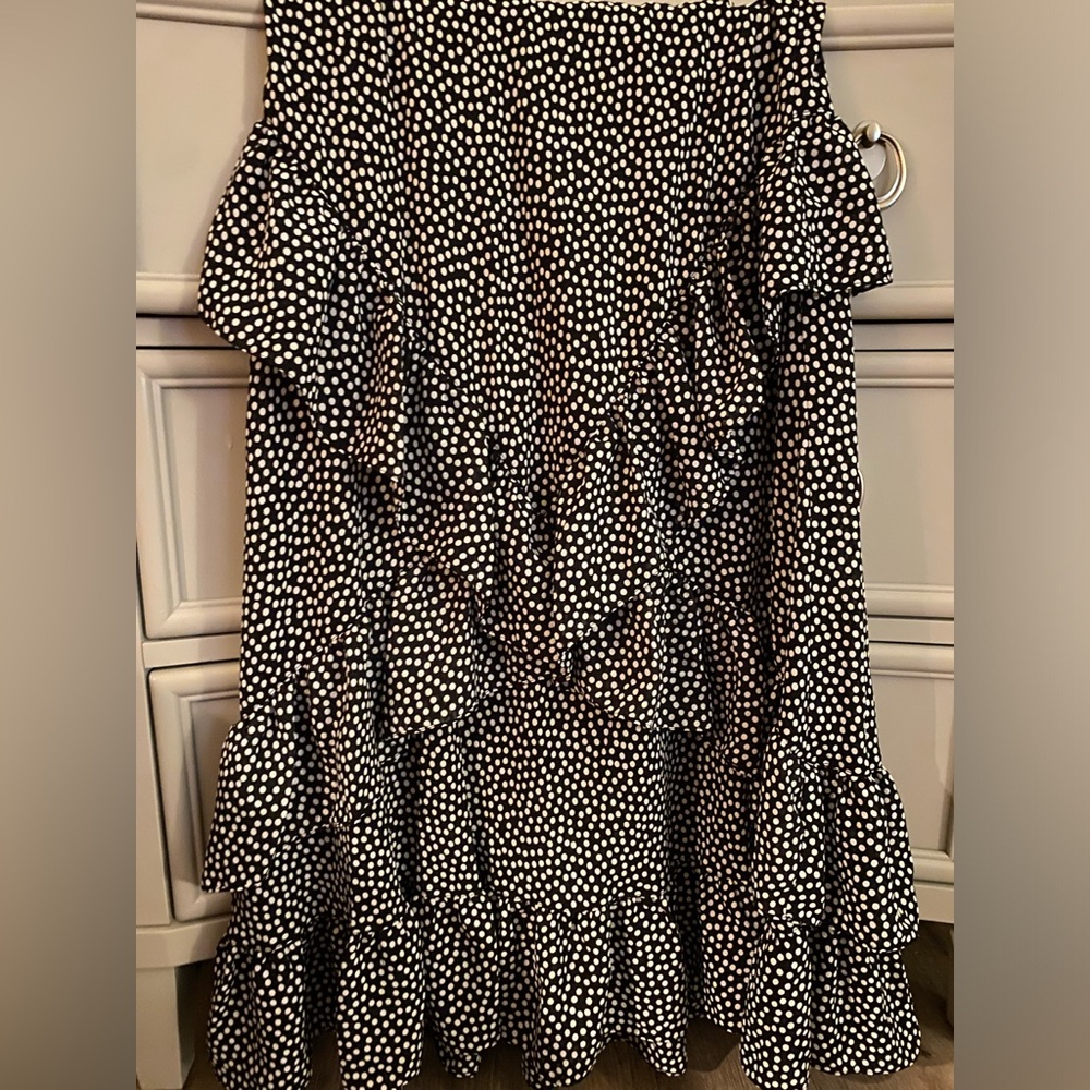 Max Studio Black and White Asymmetrical Dress